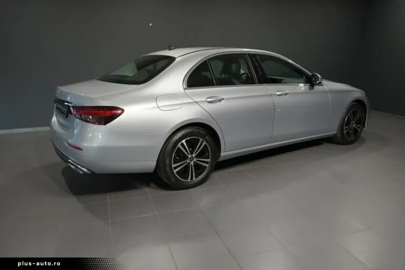 Mercedes-Benz E 220 din 2022 cu 59.250 km - oferta MER162564 - foto 2