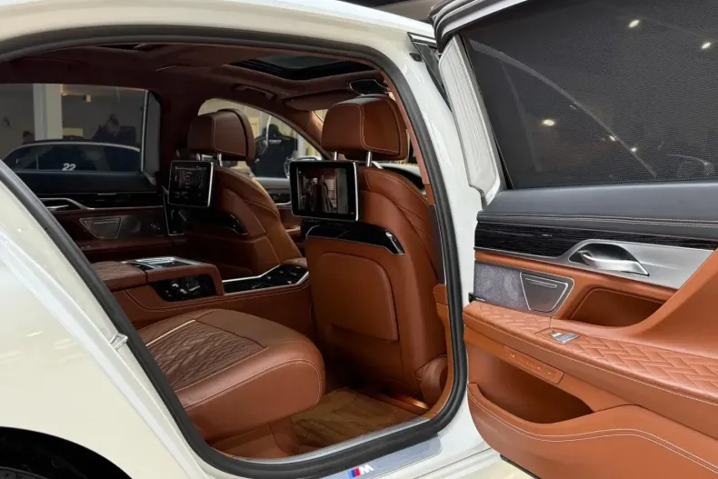 BMW 740 din 2022 cu 84.500 km - oferta BMW162565 - foto 21