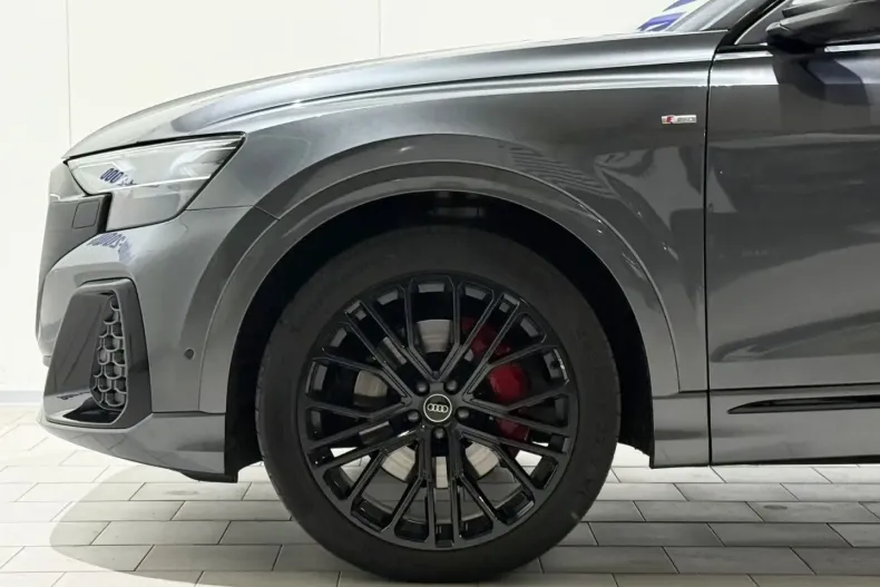 Audi Q8 din 2025 cu 13.265 km - oferta AUD162567 - foto 6