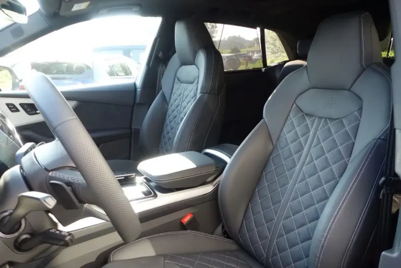 Audi Q8 din 2024 cu 31.880 km - oferta AUD162568 - foto 10