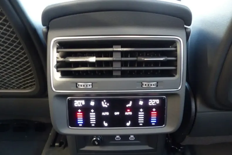 Audi Q8 din 2024 cu 31.880 km - oferta AUD162568 - foto 22