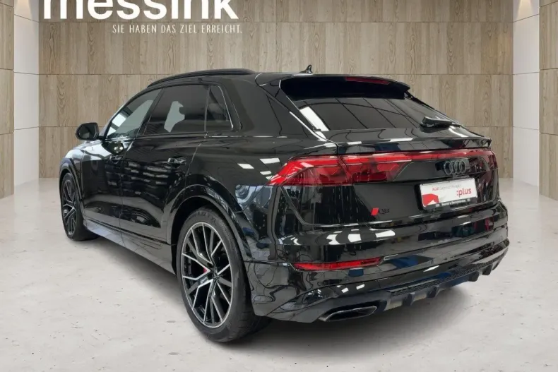 Audi Q8 din 2024 cu 25.876 km - oferta AUD162569 - foto 4