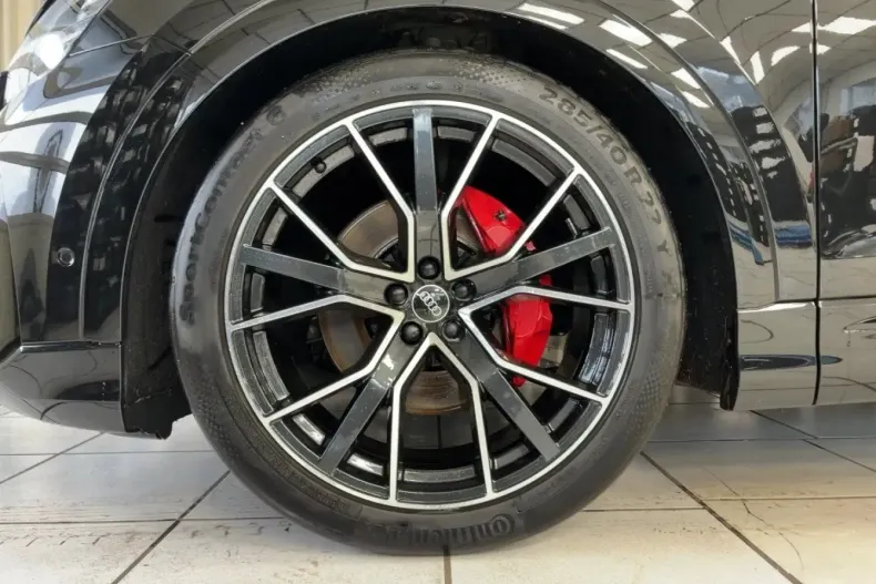 Audi Q8 din 2024 cu 25.876 km - oferta AUD162569 - foto 11