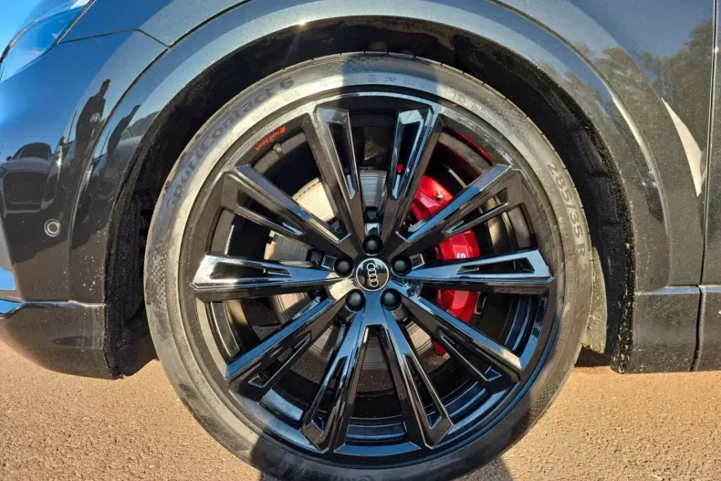 Audi SQ8 din 2023 cu 23.914 km - oferta AUD162571 - foto 7