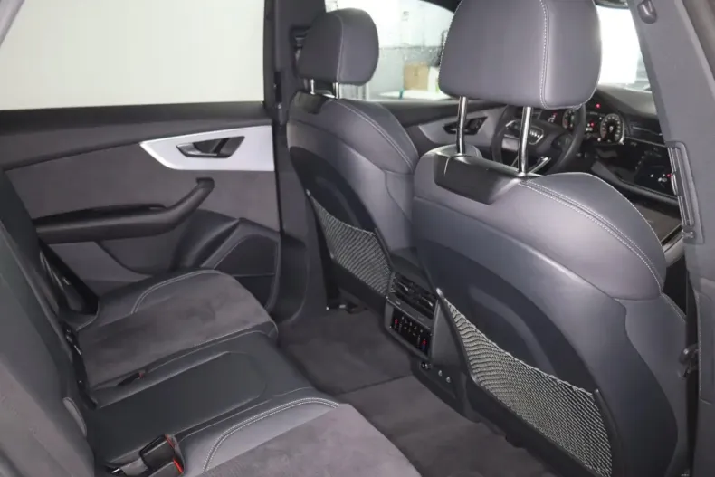 Audi Q8 din 2023 cu 38.472 km - oferta AUD162572 - foto 16