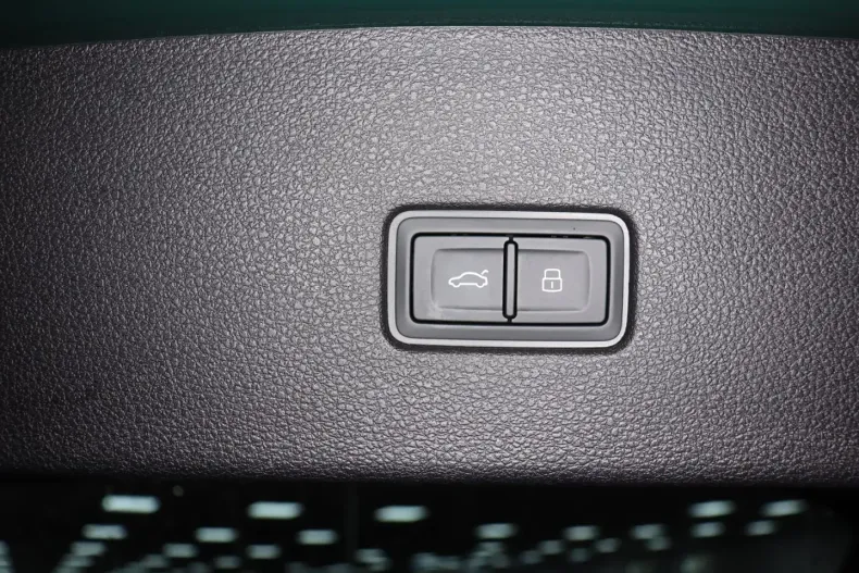 Audi Q8 din 2023 cu 38.472 km - oferta AUD162572 - foto 22