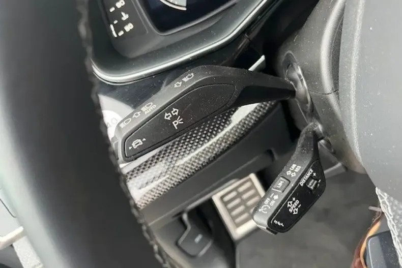 Audi SQ8 din 2023 cu 49.986 km - oferta AUD162574 - foto 12