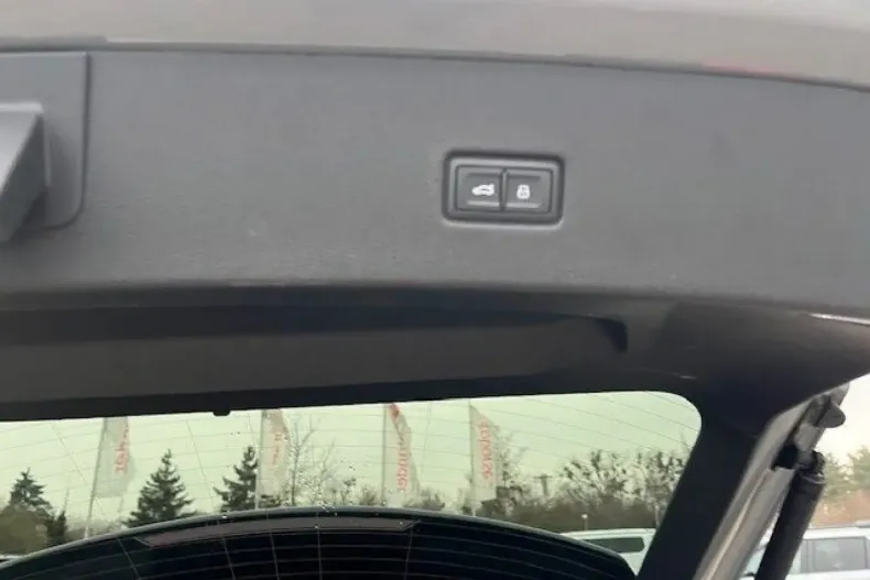 Audi SQ8 din 2023 cu 49.986 km - oferta AUD162574 - foto 19