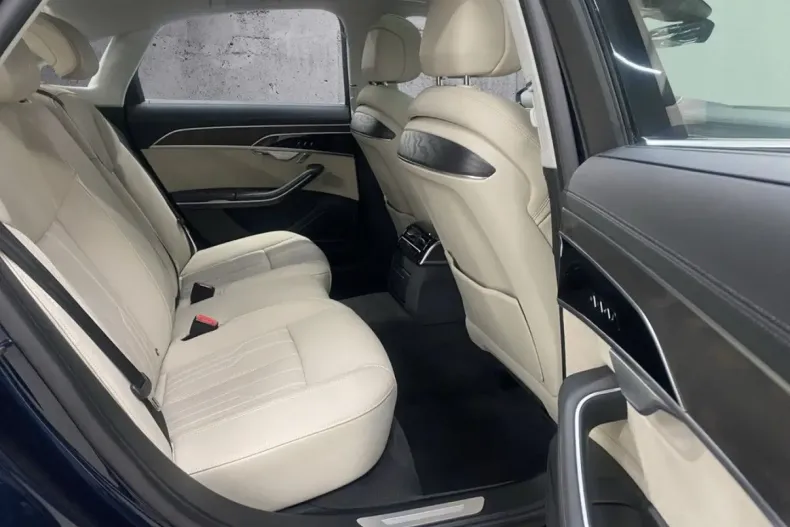 Audi A8 din 2022 cu 76.850 km - oferta AUD162576 - foto 9