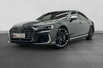 Audi S8 din 2024 - oferta AUD162580
