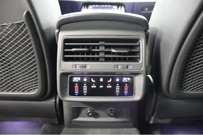 Audi Q8 din 2024 cu 21.850 km - oferta AUD162582 - foto 15