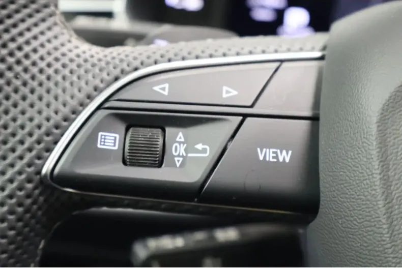 Audi Q8 din 2024 cu 21.850 km - oferta AUD162582 - foto 17