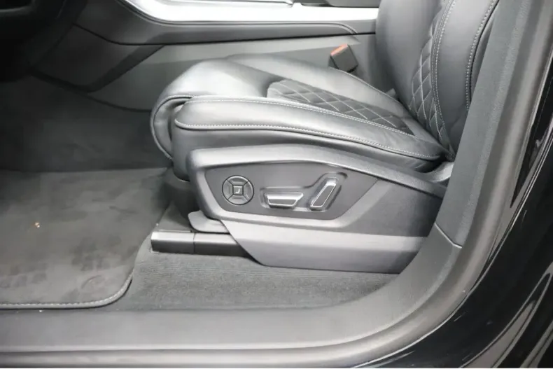 Audi Q8 din 2024 cu 21.850 km - oferta AUD162582 - foto 24