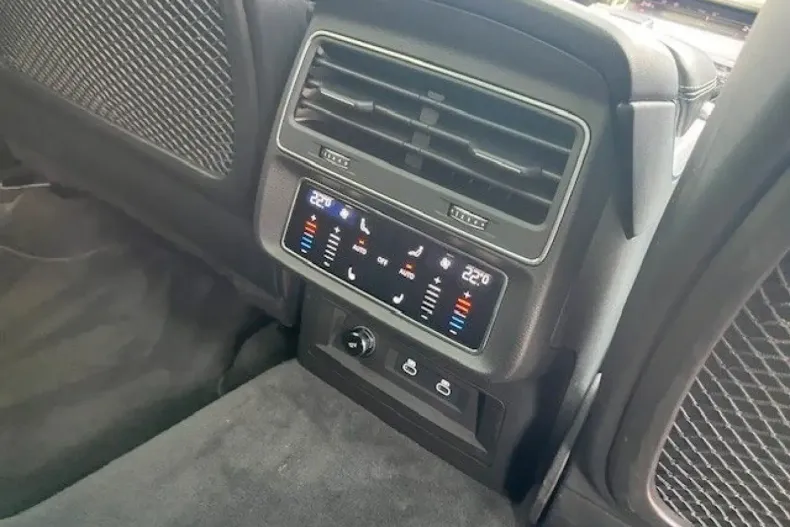 Audi Q8 din 2023 cu 47.200 km - oferta AUD162585 - foto 10