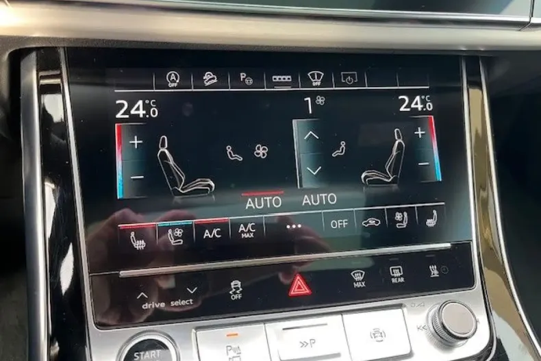 Audi Q8 din 2023 cu 47.200 km - oferta AUD162585 - foto 26