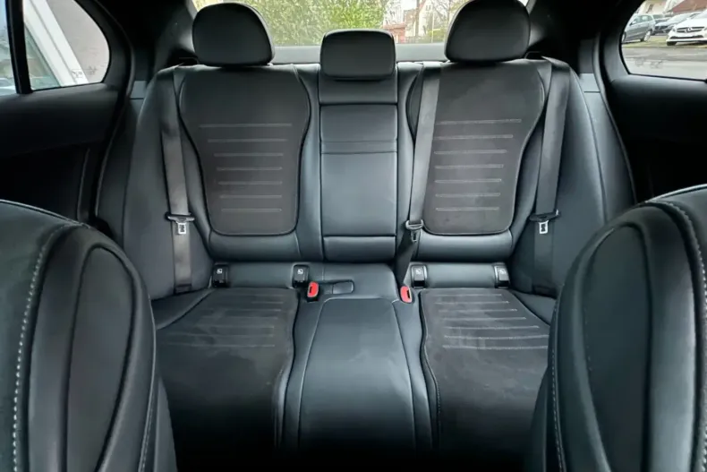 Mercedes-Benz C 220 din 2023 cu 66.555 km - oferta MER162588 - foto 16