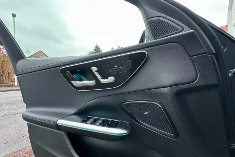 Mercedes-Benz C 220 din 2023 cu 66.555 km - oferta MER162588 - foto 17