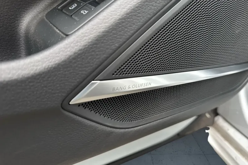 Audi A8 din 2023 cu 56.591 km - oferta AUD162590 - foto 26