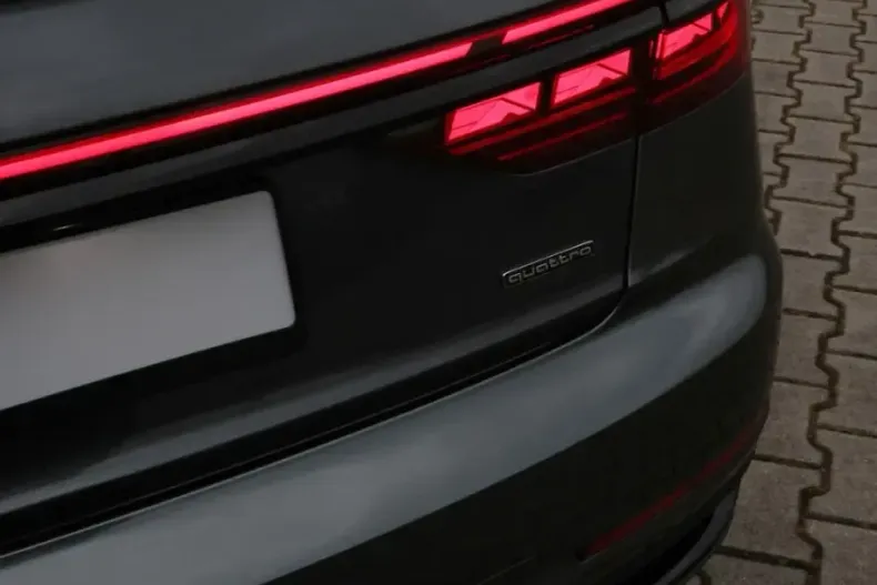 Audi A8 din 2023 cu 6.018 km - oferta AUD162594 - foto 8