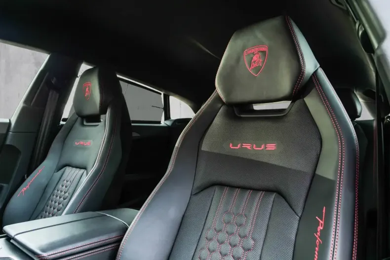 Lamborghini Urus din 2023 cu 10.500 km - oferta LAM162609 - foto 7