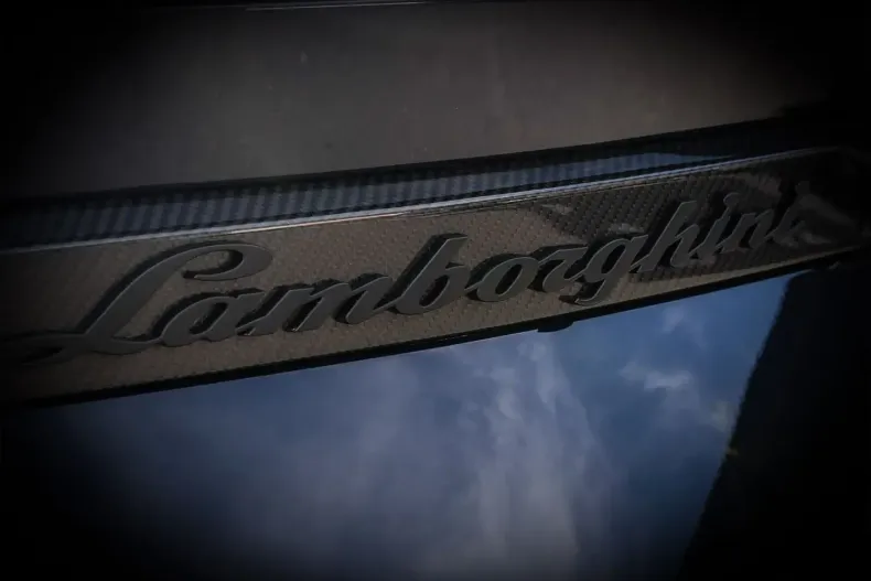 Lamborghini Urus din 2023 cu 10.500 km - oferta LAM162609 - foto 20