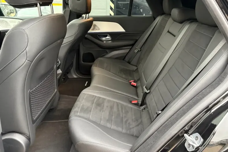 Mercedes-Benz GLE 300 din 2025 cu 13.000 km - oferta MER162615 - foto 19