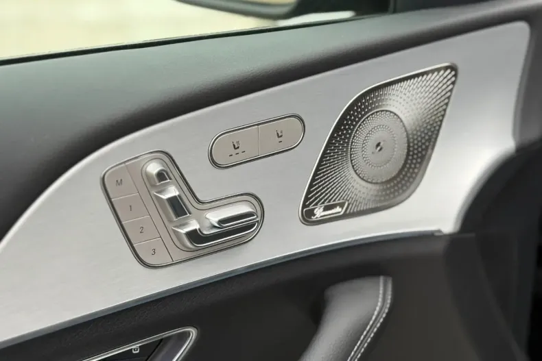 Mercedes-Benz GLE 300 din 2025 cu 13.000 km - oferta MER162615 - foto 21