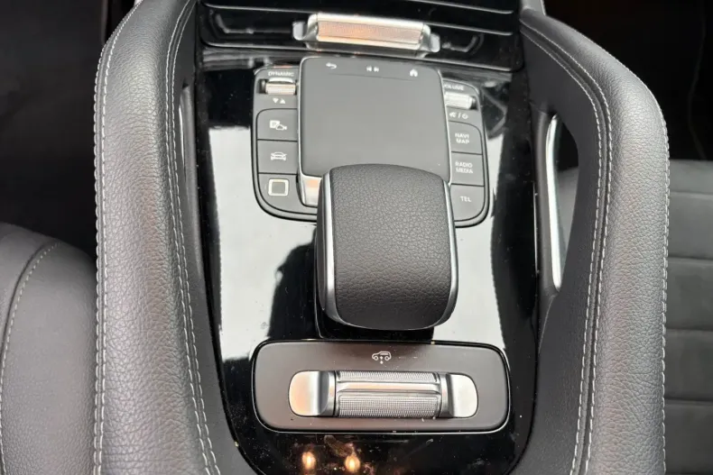 Mercedes-Benz GLE 300 din 2025 cu 13.000 km - oferta MER162615 - foto 32