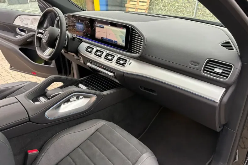 Mercedes-Benz GLE 300 din 2025 cu 12.000 km - oferta MER162618 - foto 19