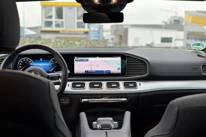 Mercedes-Benz GLE 300 din 2025 cu 12.000 km - oferta MER162618 - foto 21