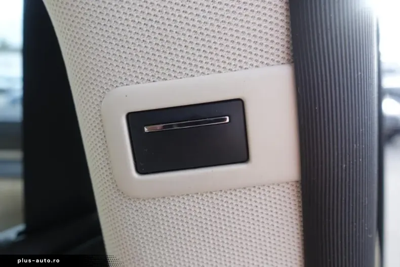 Mercedes-Benz V 250 din 2024 cu 18.810 km - oferta MER162623 - foto 13