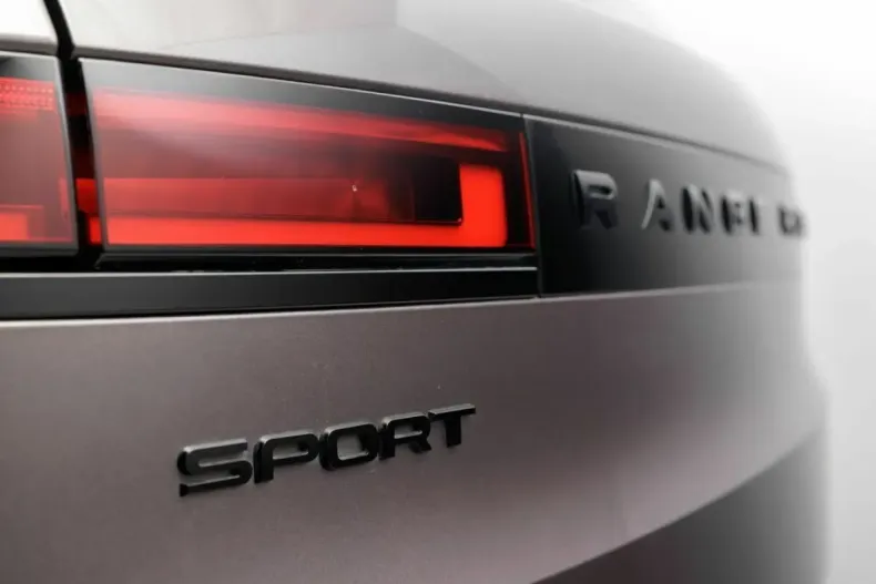 Land Rover Range Rover Sport din 2023 cu 34.000 km - oferta LAN162632 - foto 16