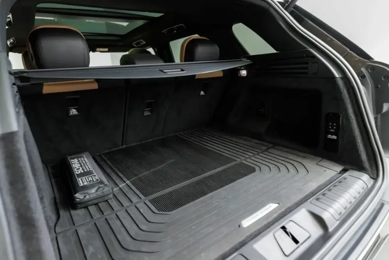 Land Rover Range Rover Sport din 2023 cu 34.000 km - oferta LAN162632 - foto 24