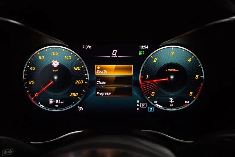 Mercedes-Benz GLC din 2020 cu 131.867 km - oferta MER162661 - foto 24