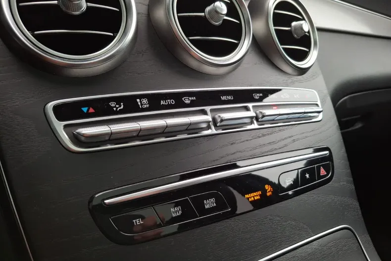 Mercedes-Benz GLC din 2020 cu 131.867 km - oferta MER162661 - foto 32