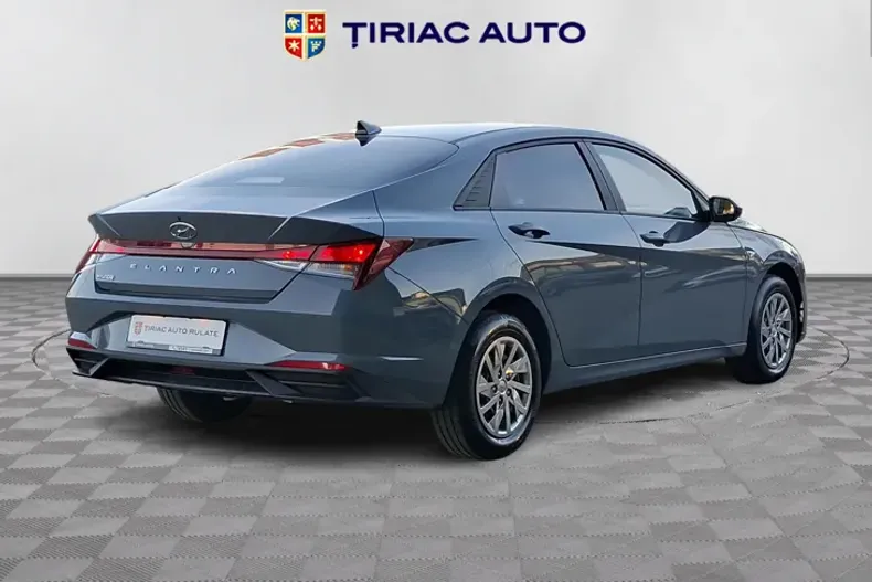 Hyundai Elantra din 2022 cu 41.793 km - oferta HYU162662 - foto 6