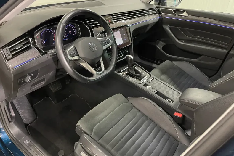 Volkswagen Passat din 2021 cu 70.869 km - oferta VOL162686 - foto 5