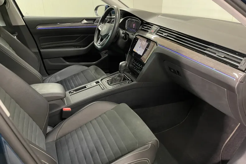 Volkswagen Passat din 2021 cu 70.869 km - oferta VOL162686 - foto 11