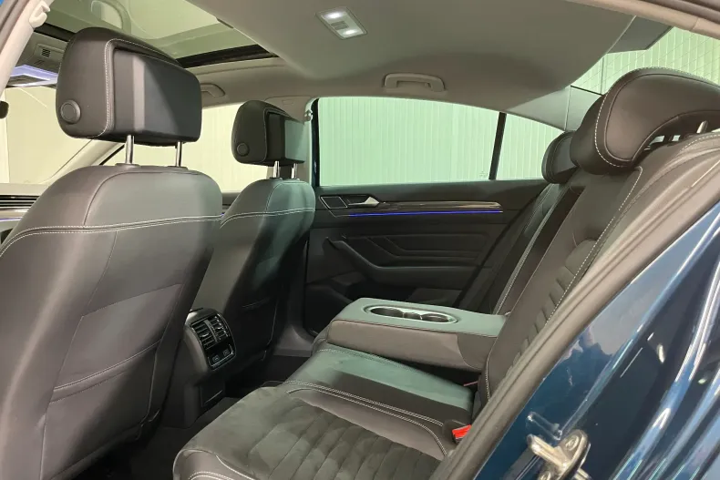 Volkswagen Passat din 2021 cu 70.869 km - oferta VOL162686 - foto 12