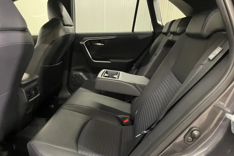 Toyota RAV4 din 2021 cu 154.642 km - oferta TOY162687 - foto 11