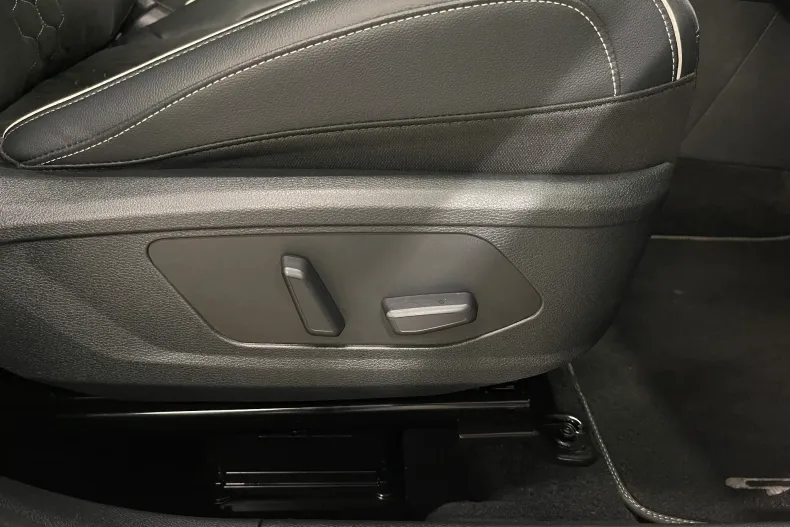 Kia Sportage din 2022 cu 101.117 km - oferta KIA162691 - foto 27