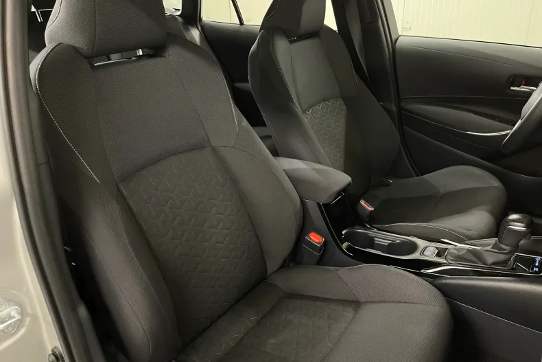 Toyota Corolla din 2021 cu 91.852 km - oferta TOY162692 - foto 9