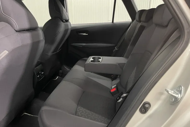 Toyota Corolla din 2021 cu 91.852 km - oferta TOY162692 - foto 11