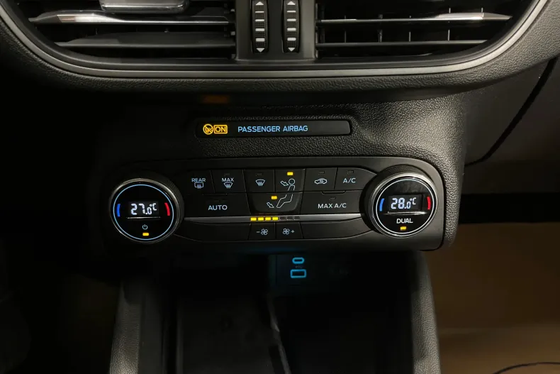 Ford Focus din 2022 cu 82.245 km - oferta FOR162693 - foto 15