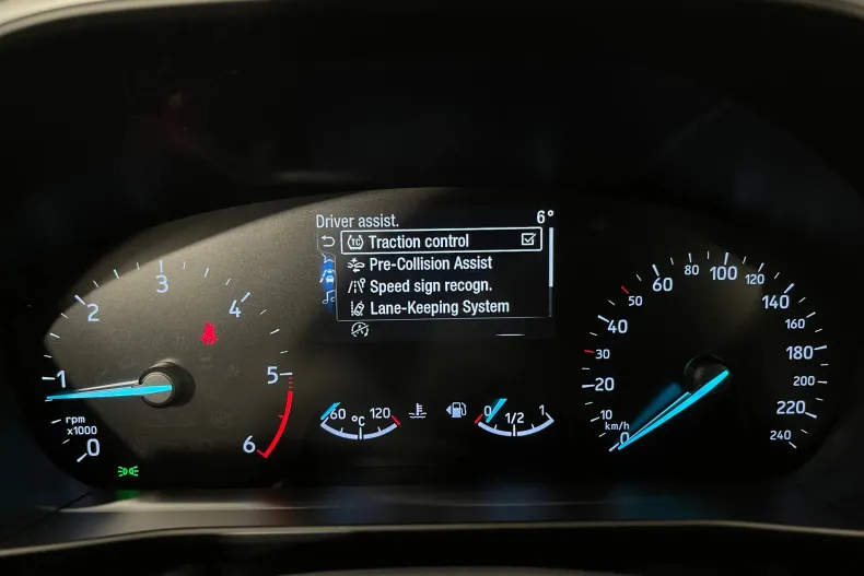 Ford Focus din 2022 cu 82.245 km - oferta FOR162693 - foto 23