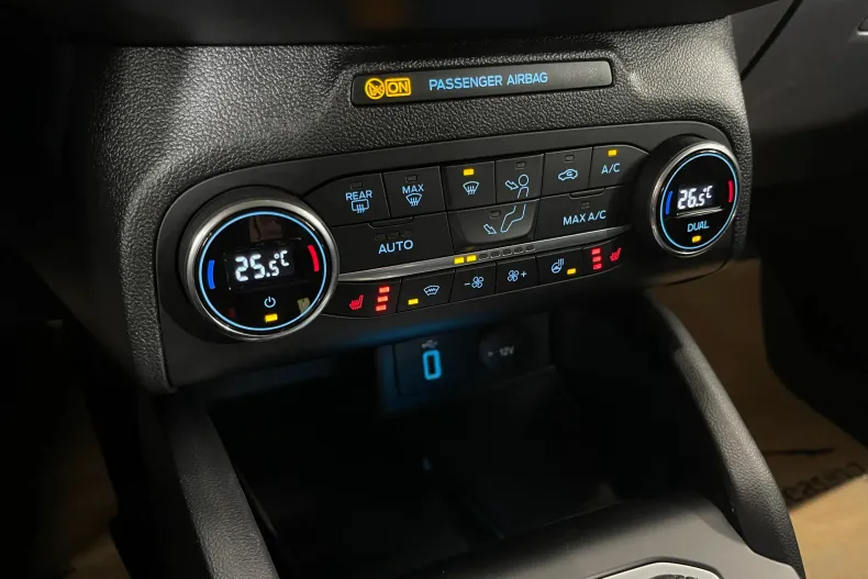 Ford Focus din 2020 cu 32.935 km - oferta FOR162695 - foto 20