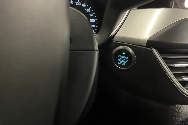 Ford Focus din 2020 cu 32.935 km - oferta FOR162695 - foto 22