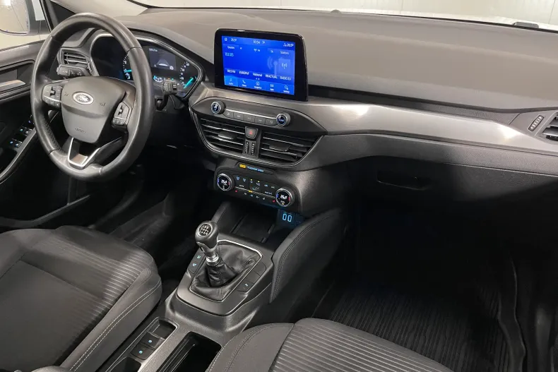 Ford Focus din 2021 cu 70.754 km - oferta FOR162698 - foto 8