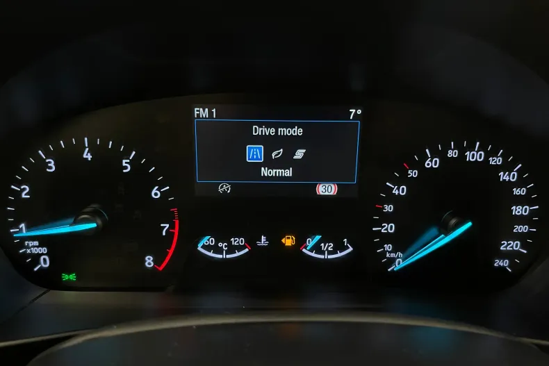 Ford Focus din 2021 cu 70.754 km - oferta FOR162698 - foto 18