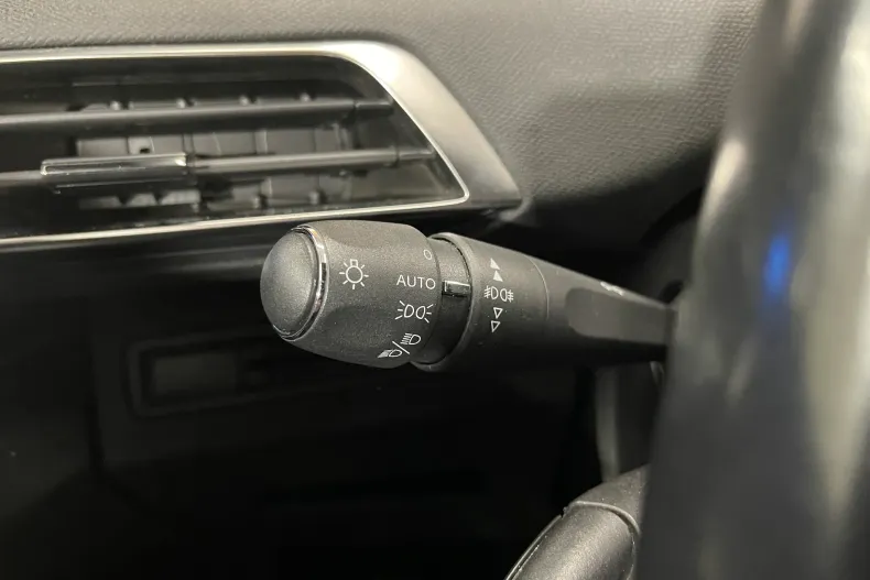 Peugeot 5008 din 2020 cu 130.852 km - oferta PEU162699 - foto 29